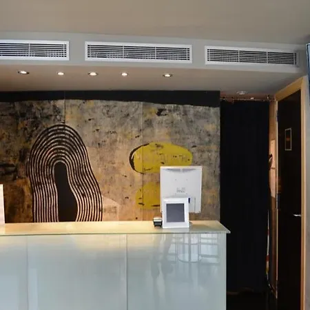 Apartamento Turisticos Madanis L'Hospitalet de Llobregat