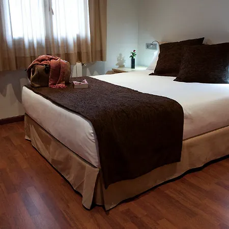 Turisticos Madanis Appartement L'Hospitalet de Llobregat
